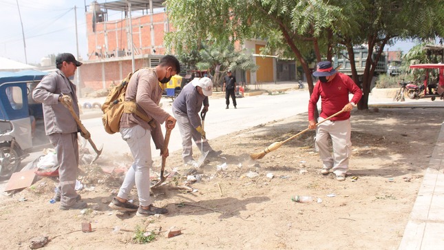 Comuna Continúa Limpiando Diversas Calles Del Asentamiento Jesús María 