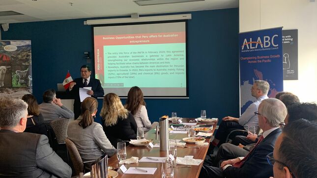 Presentación en evento de promoción económica
