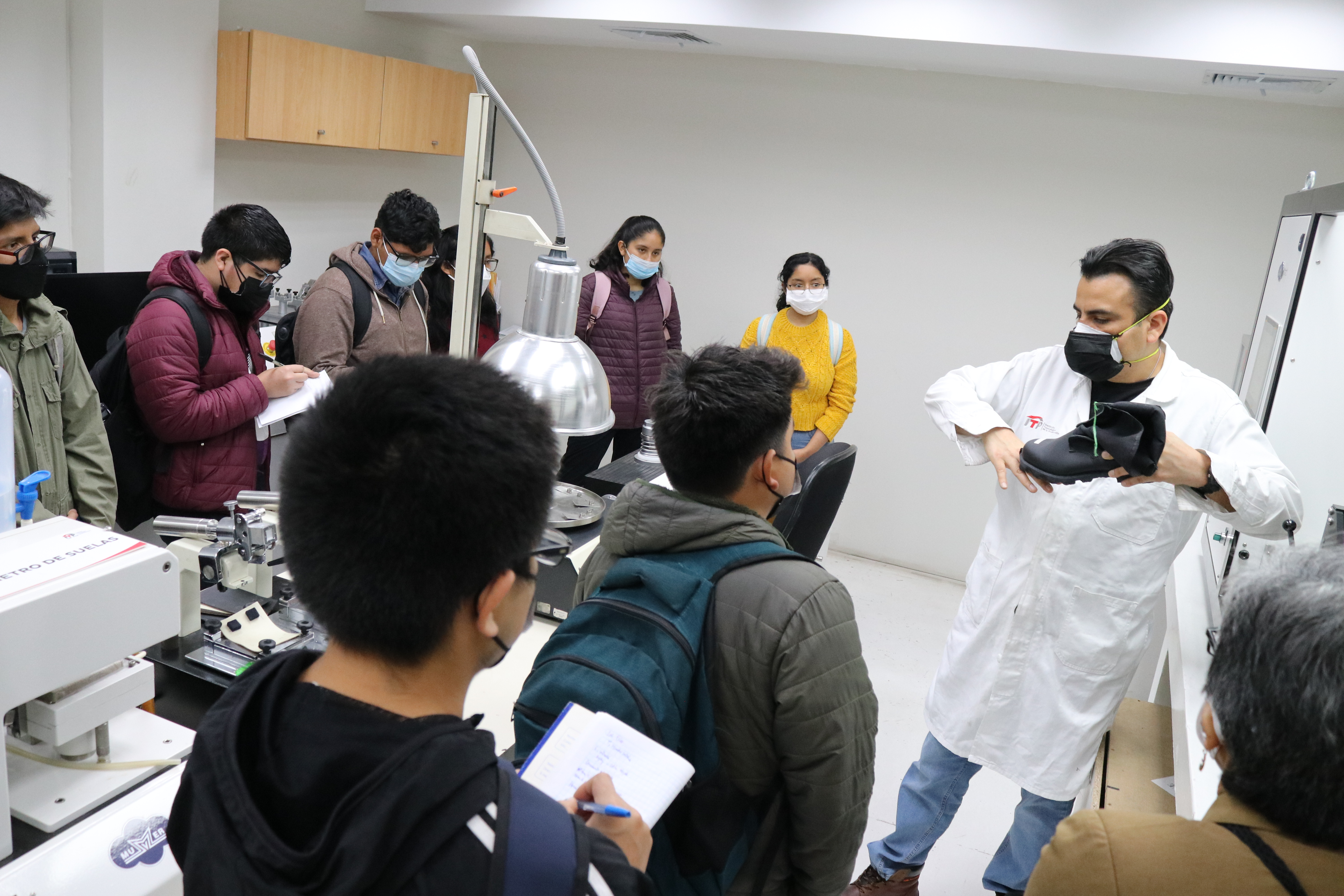 Unidad de Laboratorio del CITEccal Lima
