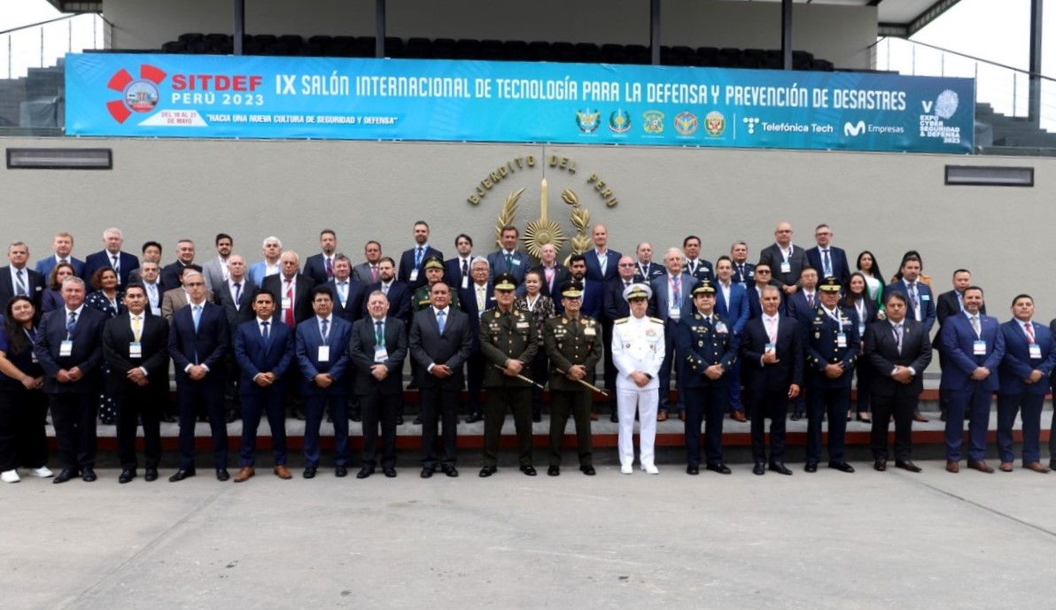 Jefe del Comando Conjunto participa en ceremonia de inauguración del SITDEF 2023