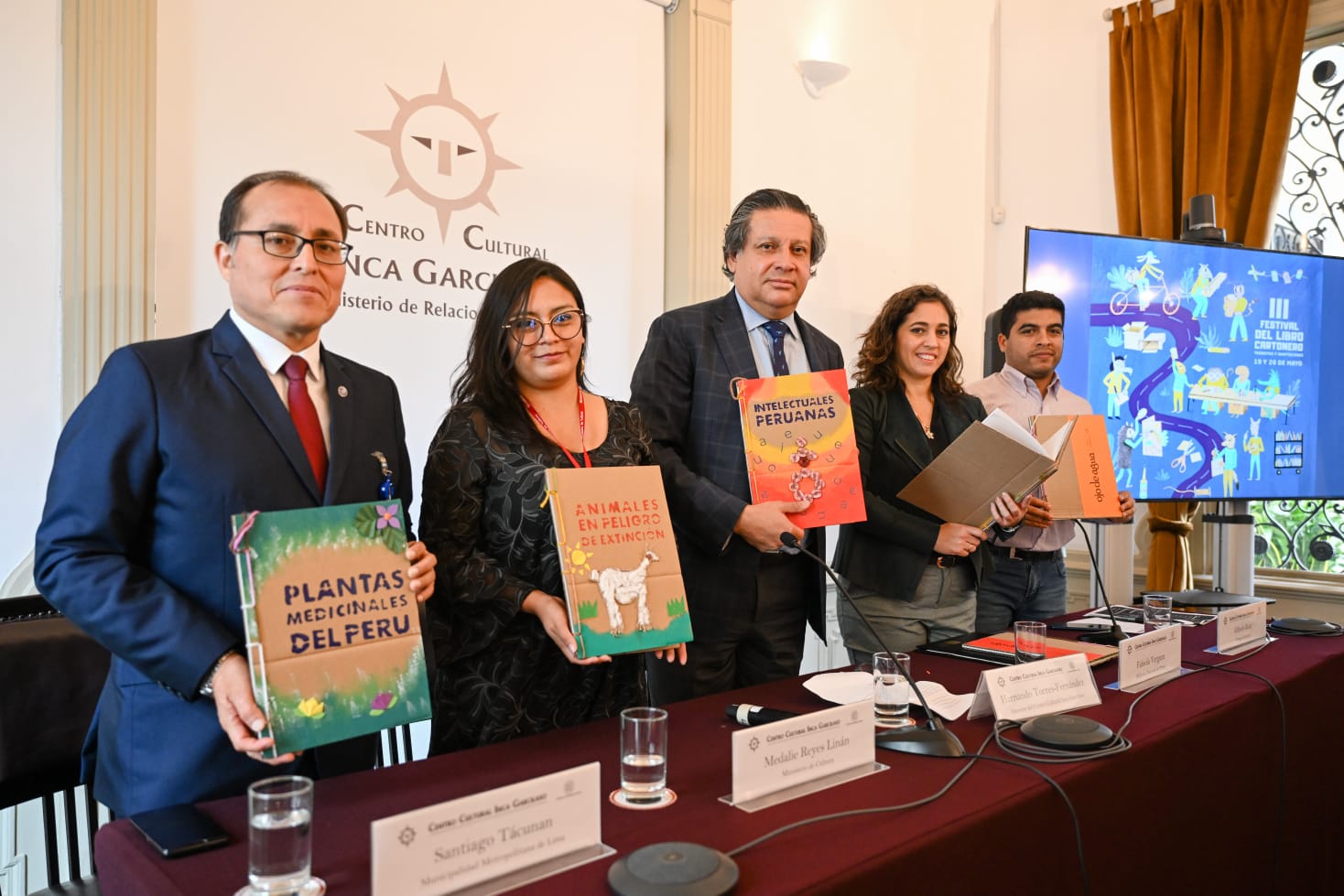 “III Festival Internacional del Libro Cartonero. Tránsitos y Adaptaciones”