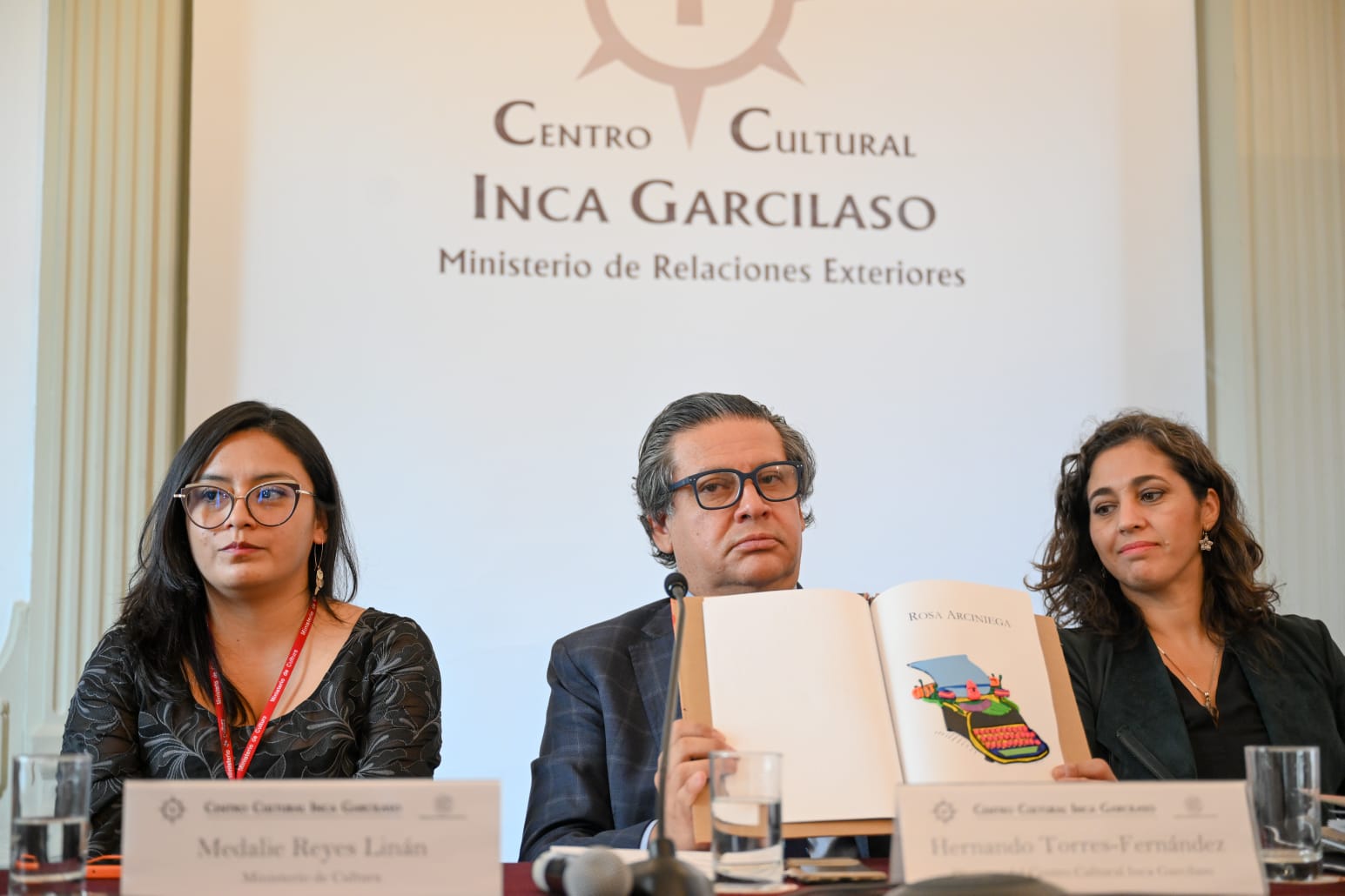 “III Festival Internacional del Libro Cartonero. Tránsitos y Adaptaciones”