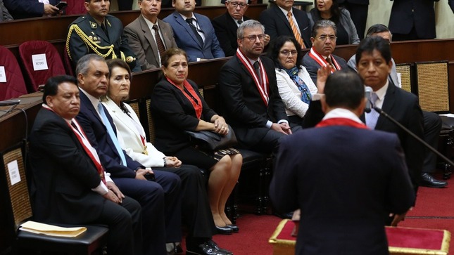 Presidenta en funciones del TC Luz pacheco Zerga participó de juramentación del nuevo Defensor del Pueblo