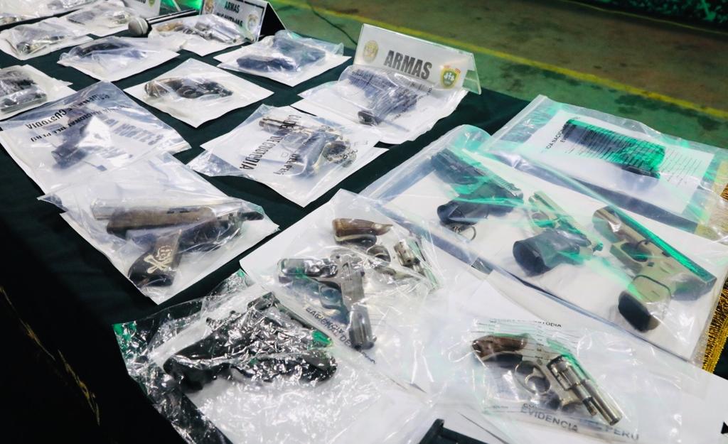 Armas incautadas en operativos por la PNP