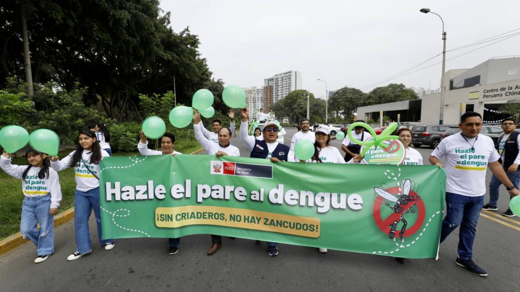 Minsa: cientos de personas reflexionaron sobre la importancia de la prevención de enfermedades en el Gran Corso “Chequéate Perú”