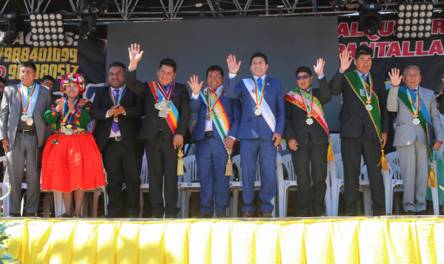 La Municipalidad Provincial de Puno saludó al distrito de Mañazo por sus LXX años de creación política. El alcalde de Puno, Lic. Javier Ponce Roque y los regidores Salvador Hancco Aguilar y Efraín Colca Borda, asistieron a las actividades protocolares; Misa Te Deum, Paseo de la Bandera, Izamiento de la bandera, Sesión Solemne y Desfile Cívico Escolar que se desarrollaron por el aniversario.