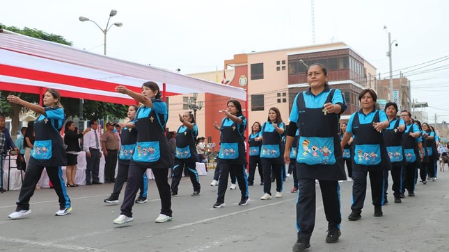 INSTITUCIONES EDUCATIVAS DEL NIVEL INICIAL PARTICIPARON DE LA CEREMONIA DE IZAMIENTO DEL PABELLÓN NACIONAL POR EL "DÍA DE LA EDUCACIÓN INICIAL"
