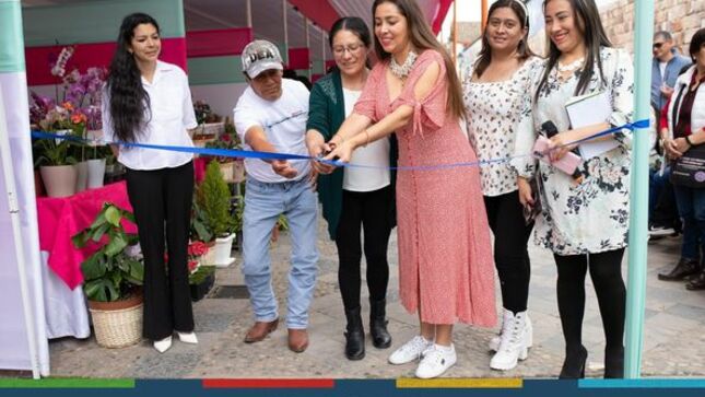 Feria Turístico - Artesanal Florecer En Cajamarca 2023
