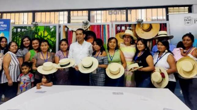 La región Piura tiene embajadora del sombrero de paja toquilla