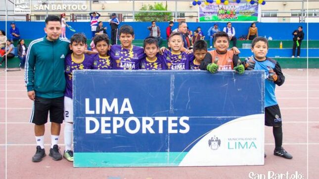San Bartolo, unidos por el deporte y la pasión del fútbol.