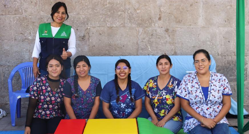 La Municipalidad Provincial Mariscal Nieto a través de la Defensoría Municipal de la Niña, Niño y Adolescente (DEMUNA); realizó la feria informativa “Mamás seguras, bebés sanitos”.