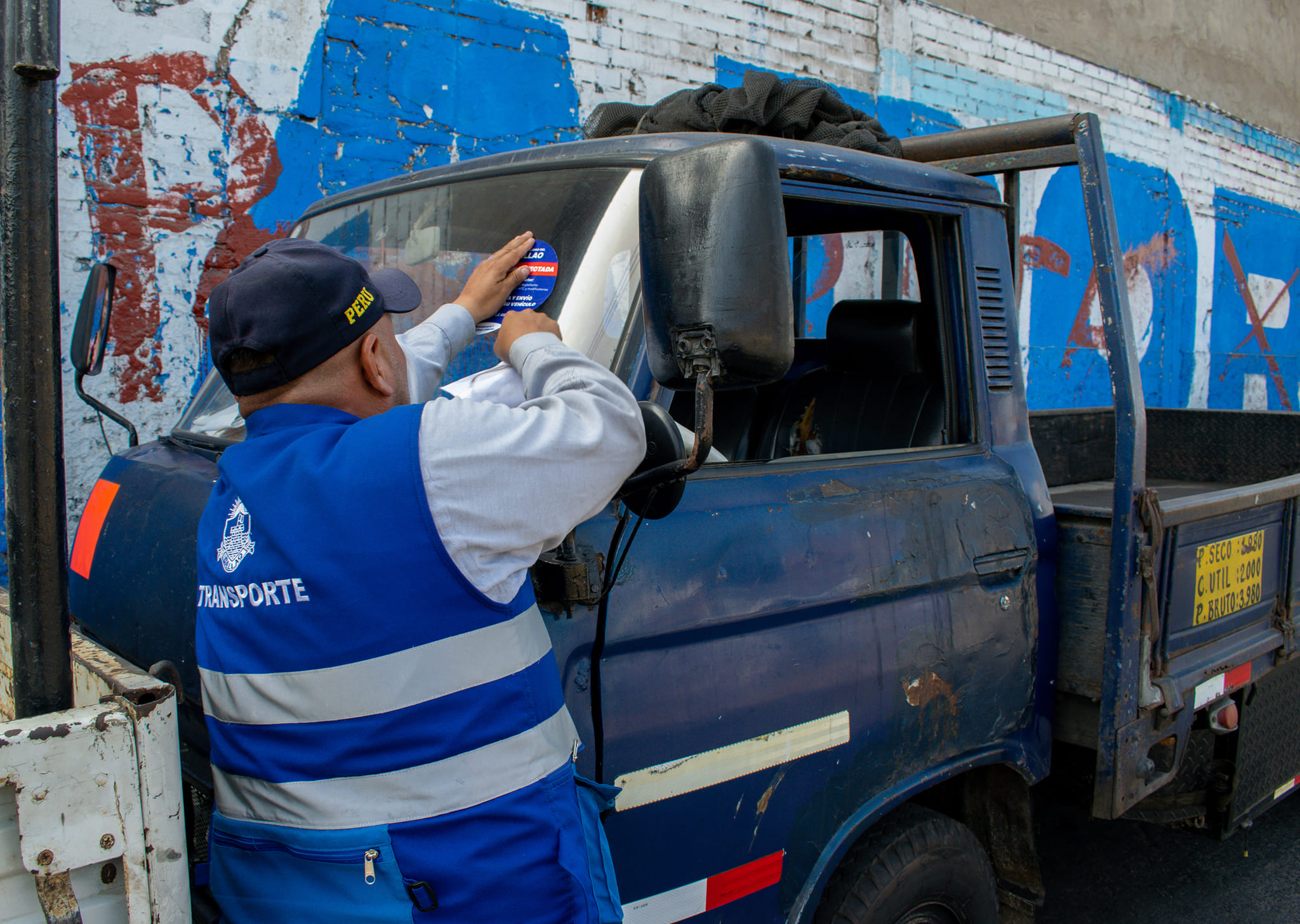 Realizamos un operativo de recuperación de vías en las avenidas Enrique Meiggs y Belaúnde.