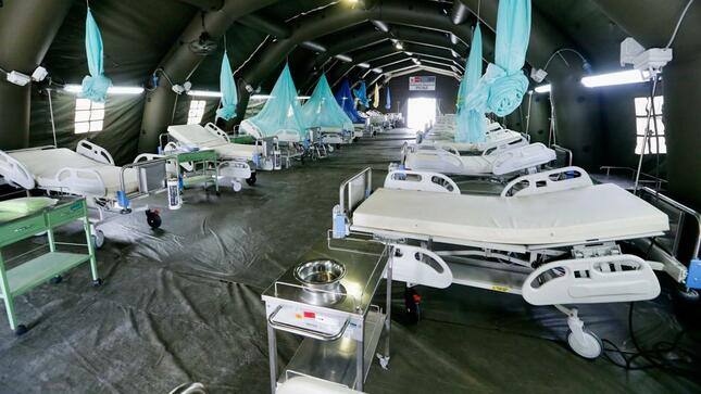 Piura: ministra de Salud pone en operatividad hospital  de campaña para atender a pacientes con dengue