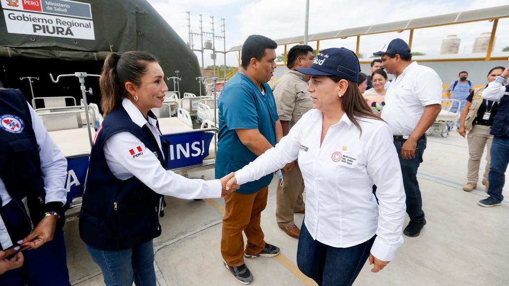 Piura: ministra de Salud pone en operatividad hospital de campaña para atender a pacientes con dengue