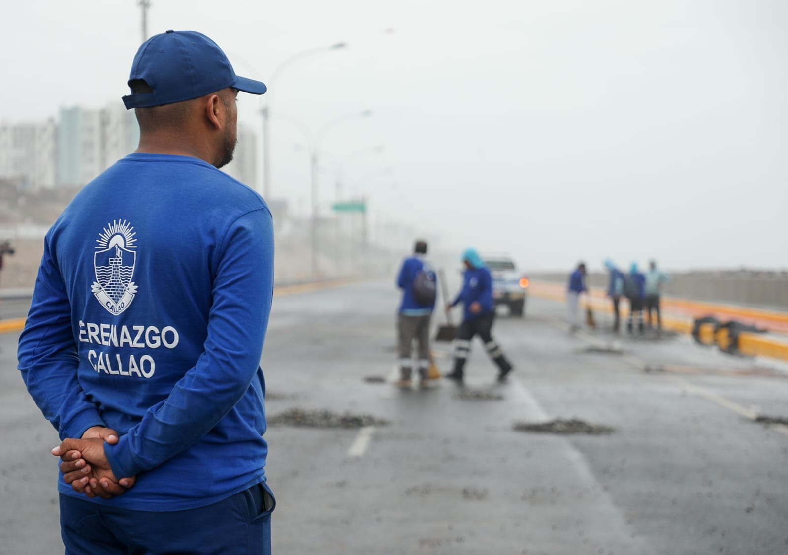 Desde la tarde del jueves, realizamos el cierre de la Costa Verde en el sentido del Callao a Lima para evitar accidentes.