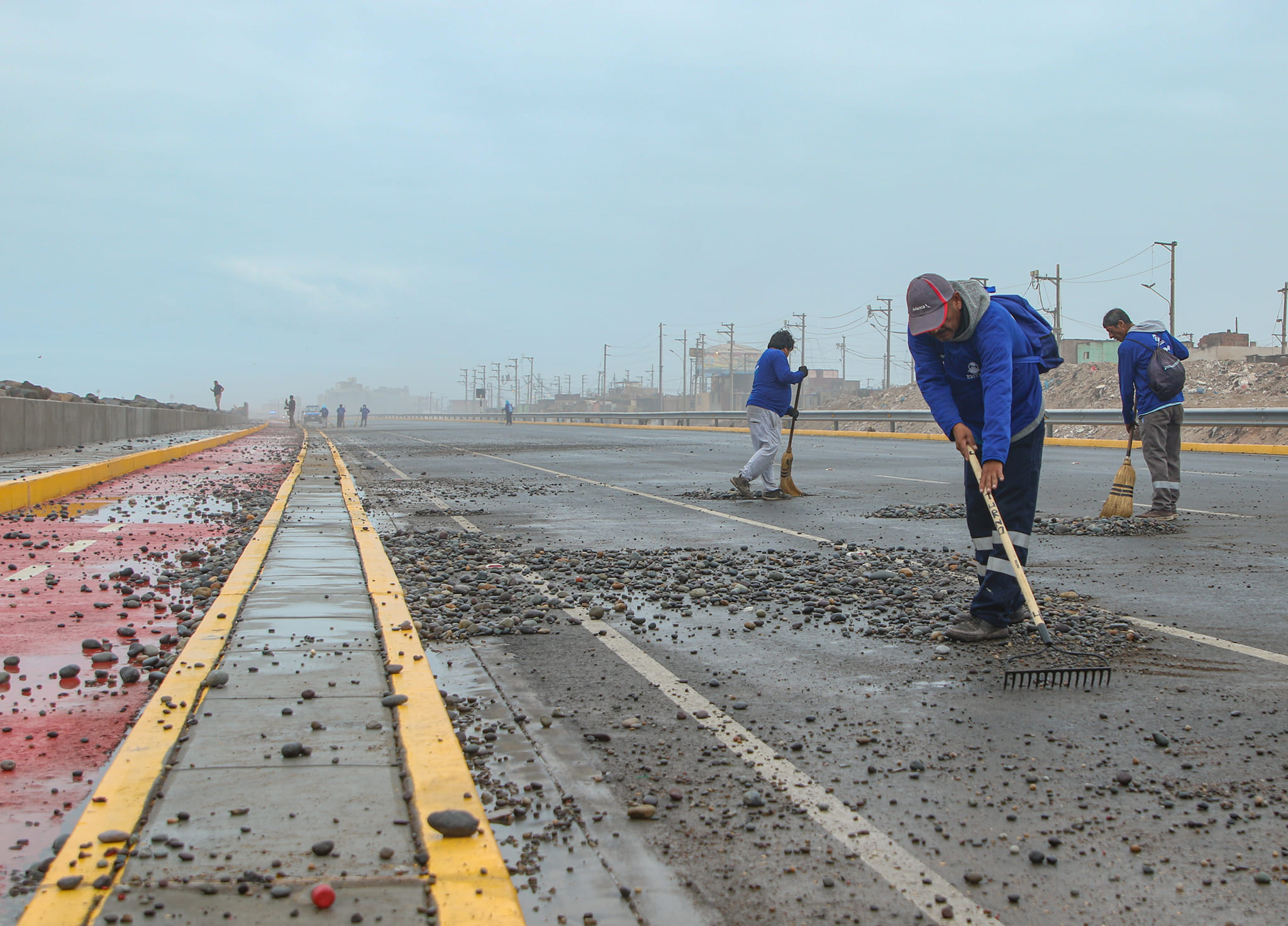 Desde la tarde del jueves, realizamos el cierre de la Costa Verde en el sentido del Callao a Lima para evitar accidentes.
