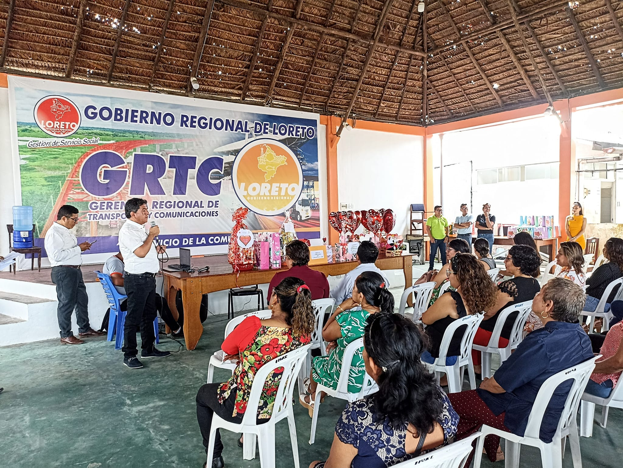 Gerente Regional Rindió Emotivo Homenaje A Madres Trabajadoras