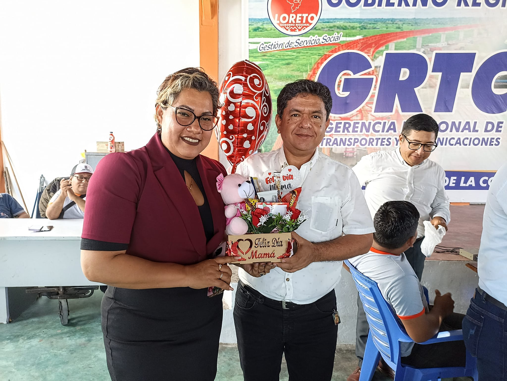 Gerente Regional Rindió Emotivo Homenaje A Madres Trabajadoras