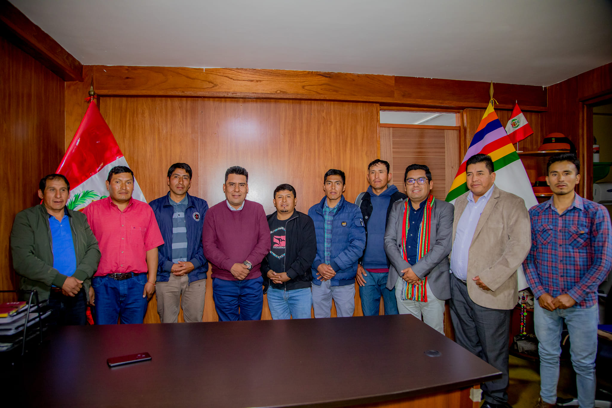 Nuevas infraestructuras educativas para Pacucha y Andahuaylas impulsa gobernador Percy Godoy en consenso con alcaldes