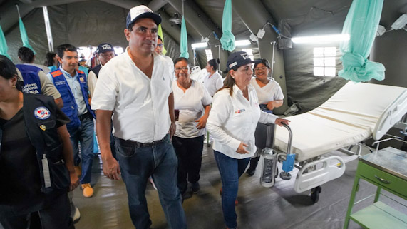 Gobernador y ministra de Salud ponen operativo hospital de campaña en La Videnita