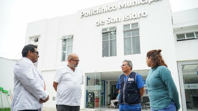 Foto 1 de San Isidro: Director General supervisa instalaciones donde se implementará nuevo centro de salud mental comunitario