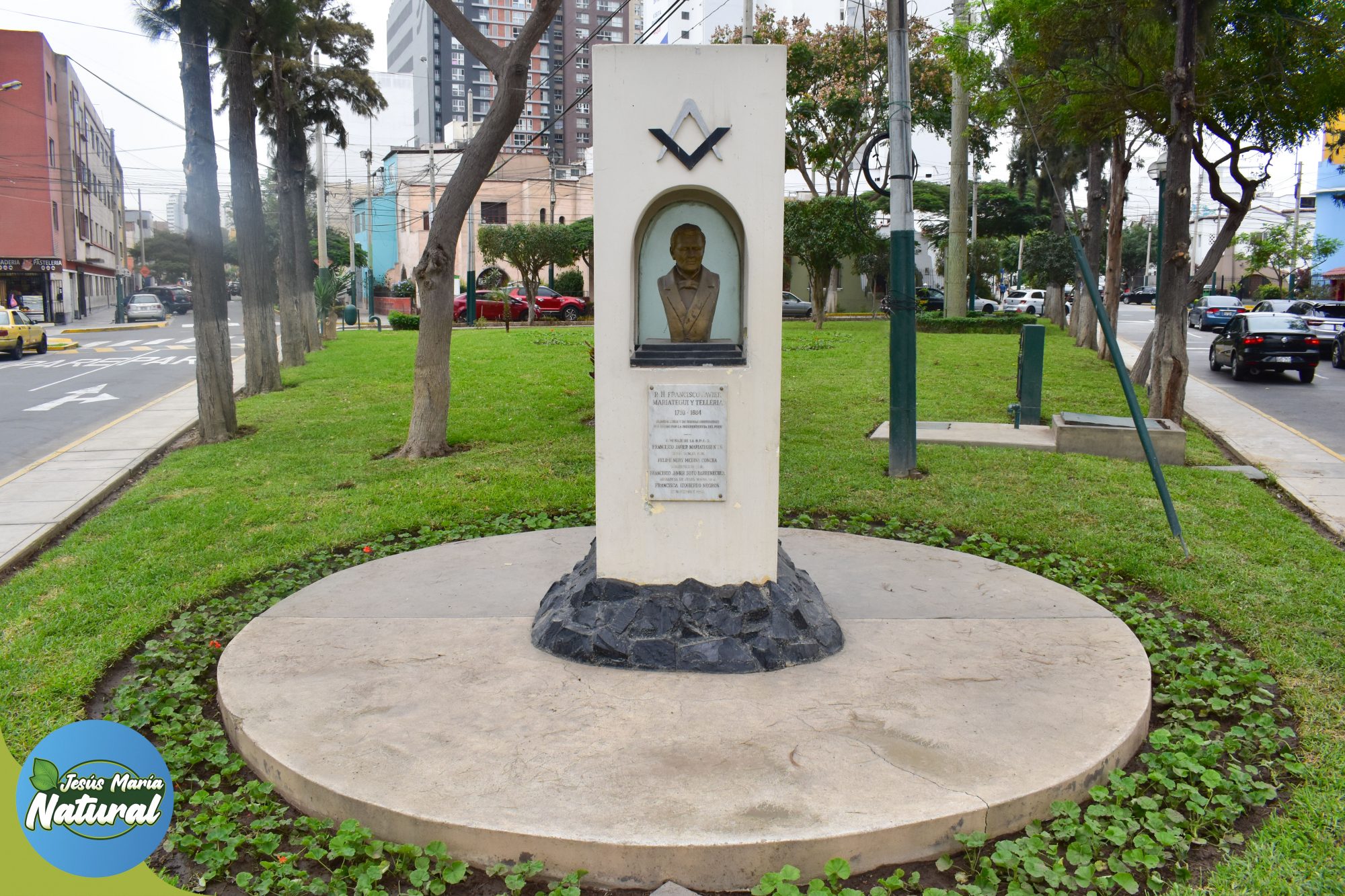 En esta ocasión, nuestros especialistas realizaron el mantenimiento, poda y sembrado en el Parque Mariátegui.