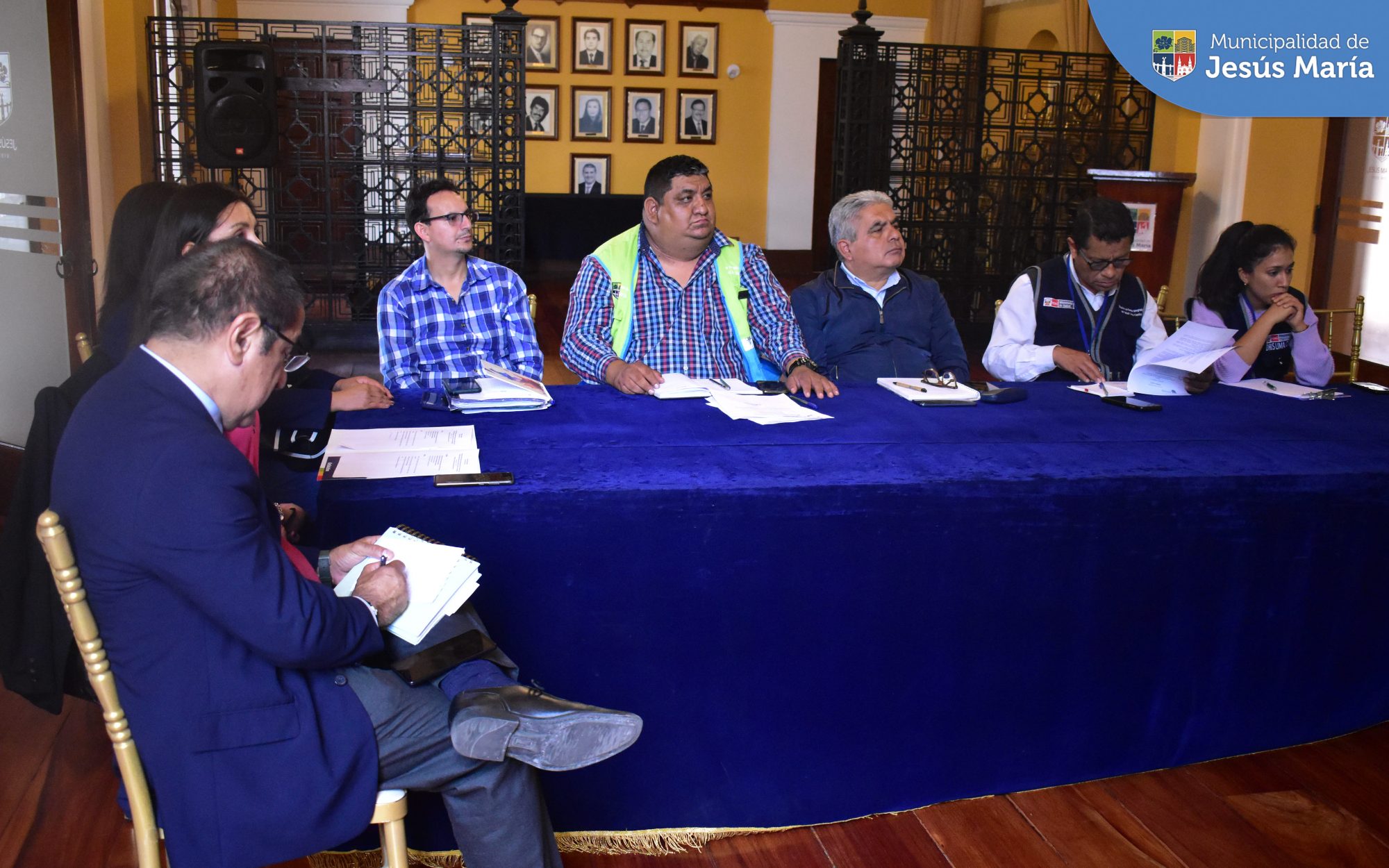 ✅ Con el objetivo de trabajar articuladamente para 🛑 frenar la propagación del #Dengue en nuestro distrito, el equipo de la Subgerencia de Sanidad y Sostenibilidad sostuvieron una importante reunión con la Dirección de Redes Integradas de Salud Lima Centro 👨🏻‍⚕️👩🏽‍💼.