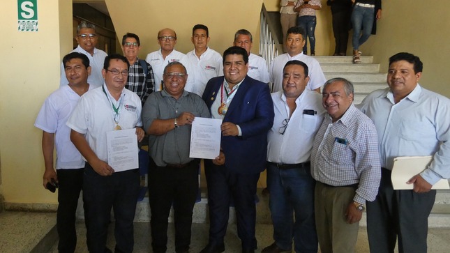 Se firmó acta de entrega de infraestructura de mejoramiento y ampliación de los servicios de Salud a favor del ministerio de Salud en Perú