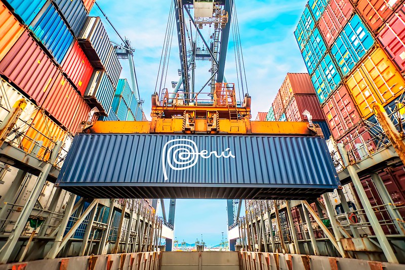 Container marca Perú