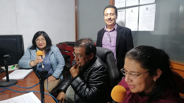 Participando del Programa Radial por el 92 Aniversario de la Educación Inicial en el Perú "Todo por Amor, Nada por la Fuerza"