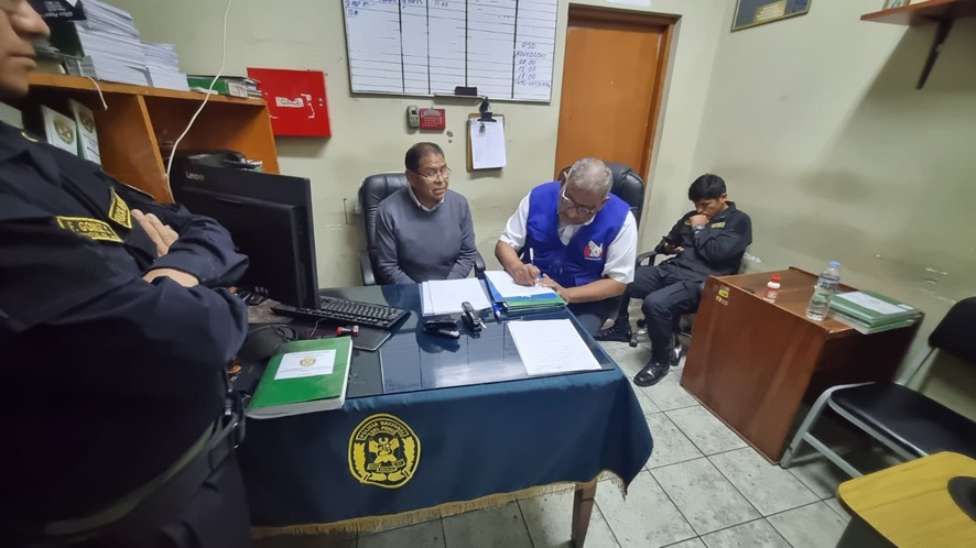 Comisionado supervisa carceleta en Tacna