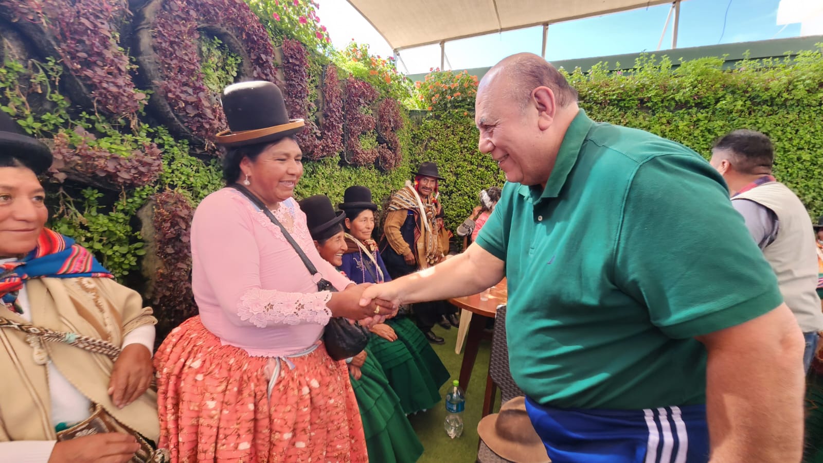 Unen esfuerzos para lograr la integración vial Perú – Bolivia