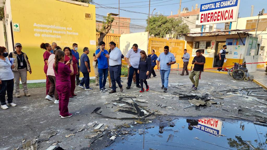 Ministra Gutiérrez “Instalaremos hospitales modulares en el Hospital Regional de Chancay para continuar atendiendo”