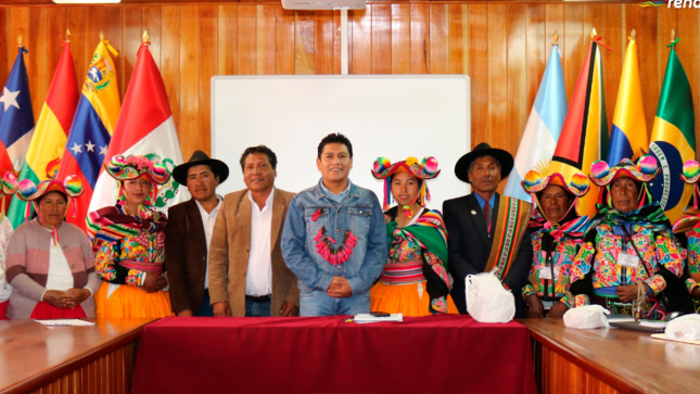 Alcaldes de la provincia de Puno, se vienen reuniendo constantemente para fortalecer lazos interinstitucionales, esto con el objetivo de trabajar articuladamente por el desarrollo y en beneficio de la población.