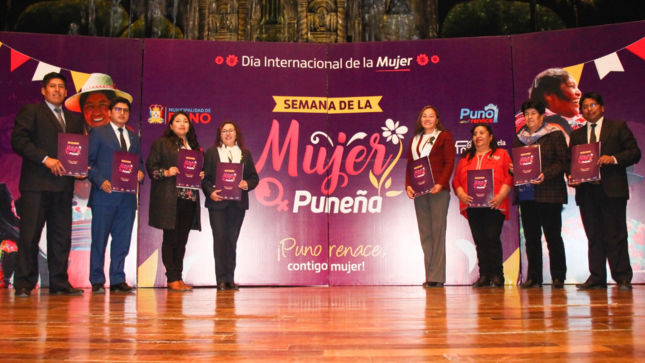Una masiva asistencia registró el conversatorio por la “Semana de la Mujer Puneña” denominado "Puno Renace Contigo Mujer", promovido por la Municipalidad Provincial de Puno, a través de la Gerencia de Desarrollo Humano y Participación Ciudadana, Sub Gerencia de Desarrollo de la Mujer, Niño, Adolescente y Adulto Mayor; en el marco del Día Internacional de la Mujer.