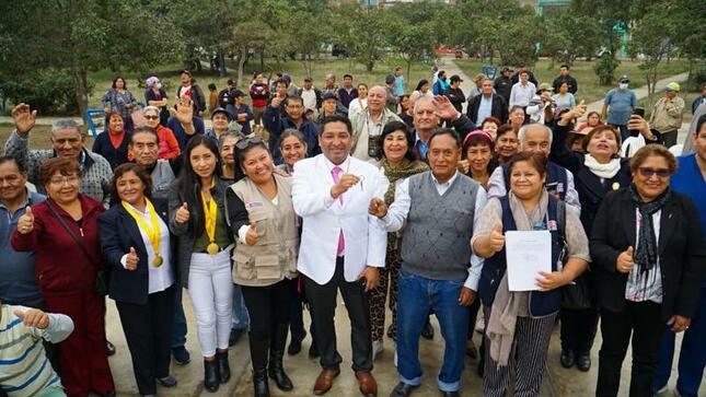 Foto 1 de Diris Lima Centro impulsa la pronta construcción del Hospital Enrique Montenegro y Centro de Salud Materno Infantil Jaime Zubieta