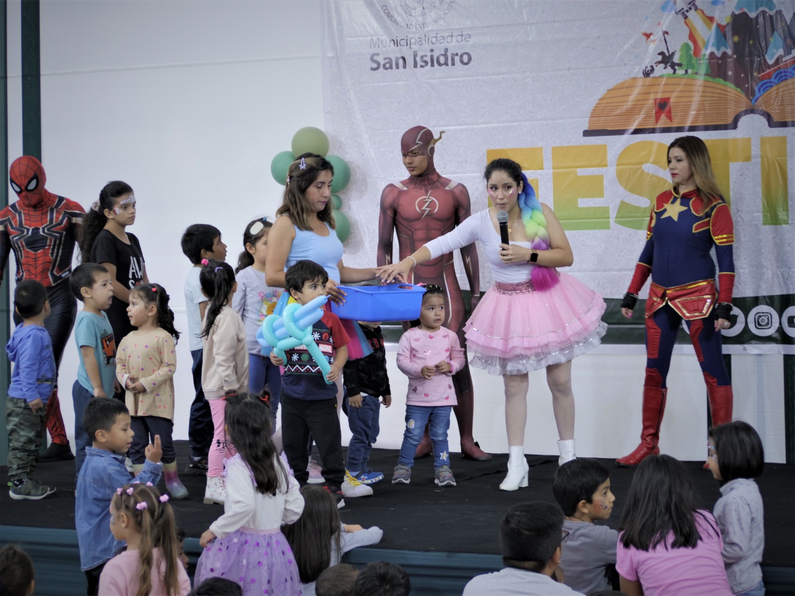 Festikids: familias disfrutaron de divertida tarde de juegos y música