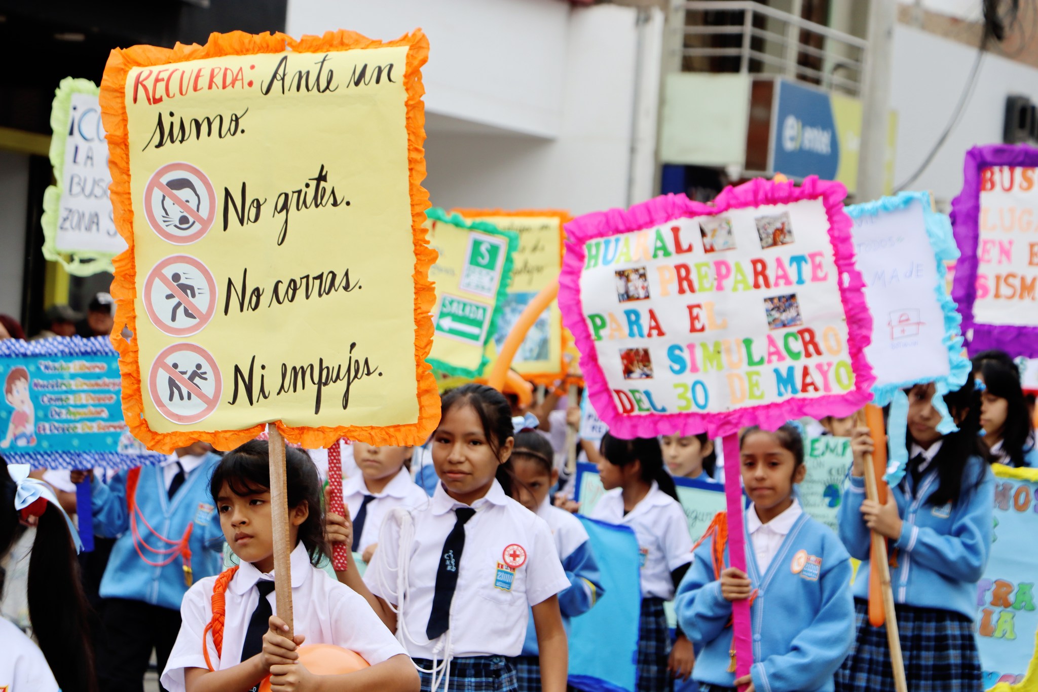Pasacalle de Sensibilización ante la proximidad del "Simulacro Nacional Multipeligro"