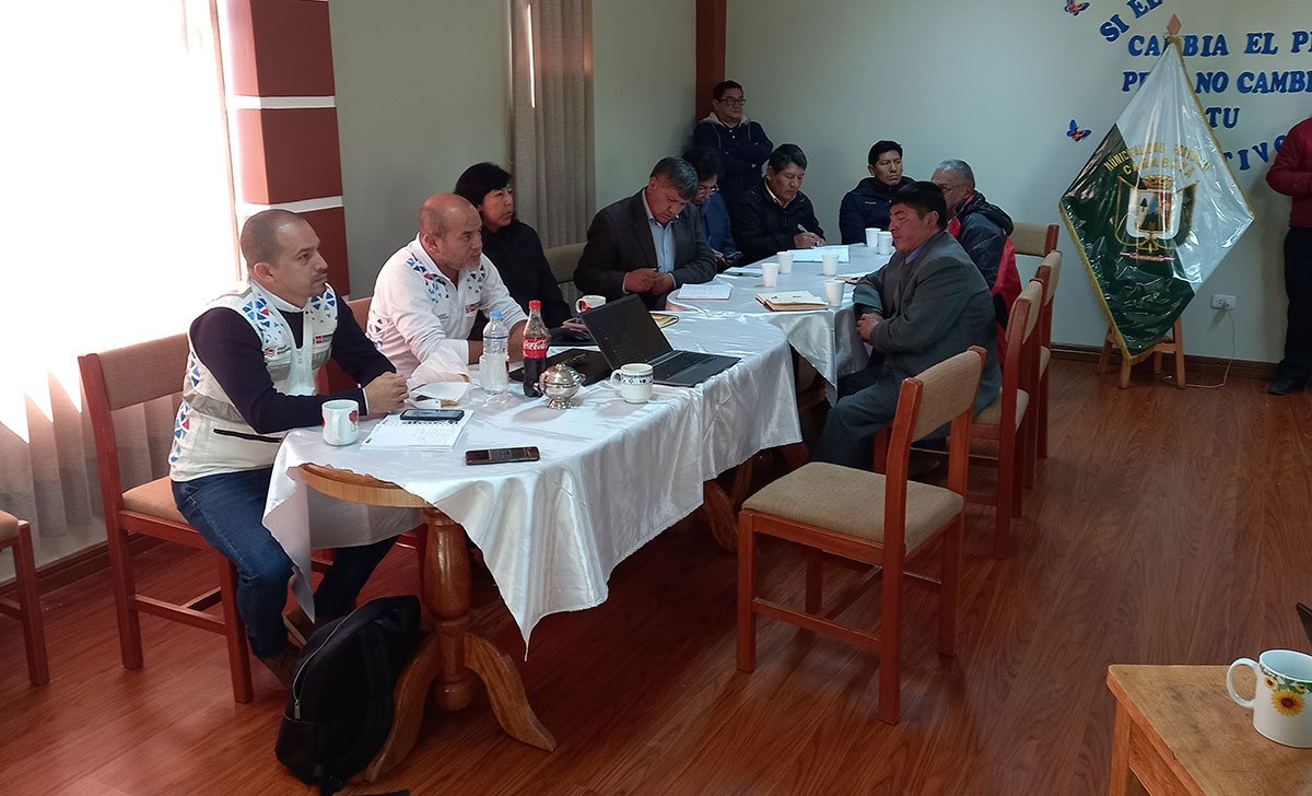 Sostuvimos reuniones con autoridades regionales y educativas para la ejecución de seis proyectos en Puno