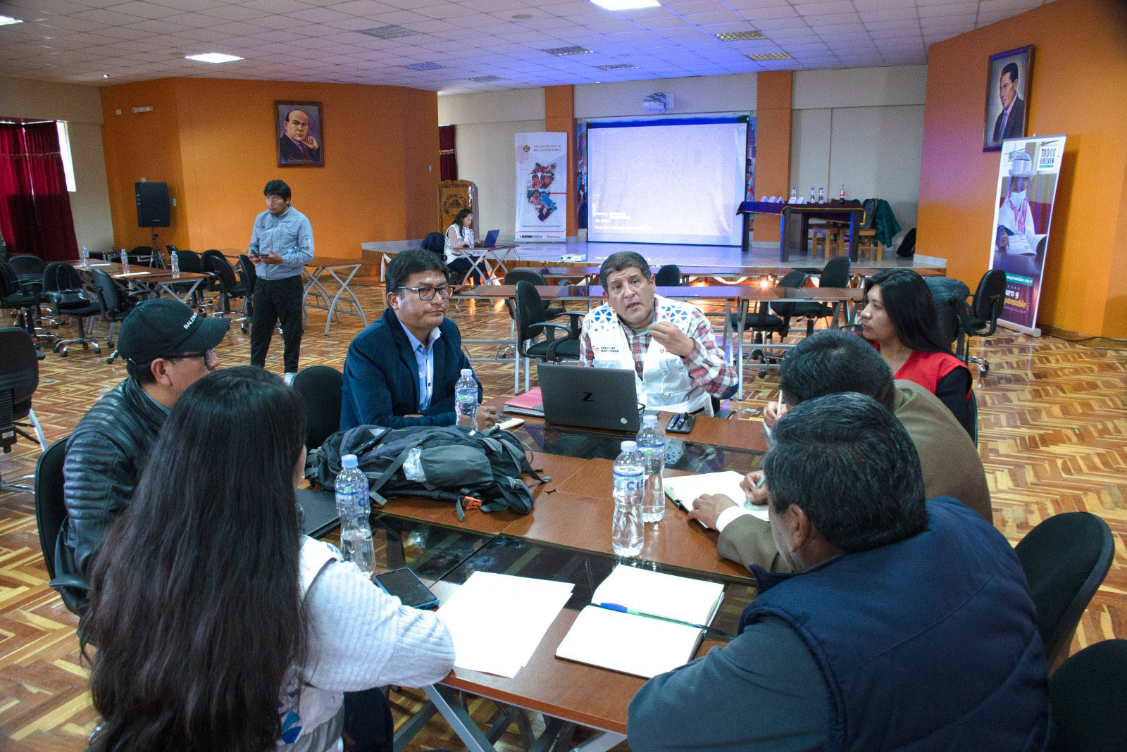 Sostuvimos reuniones con autoridades regionales y educativas para la ejecución de seis proyectos en Puno