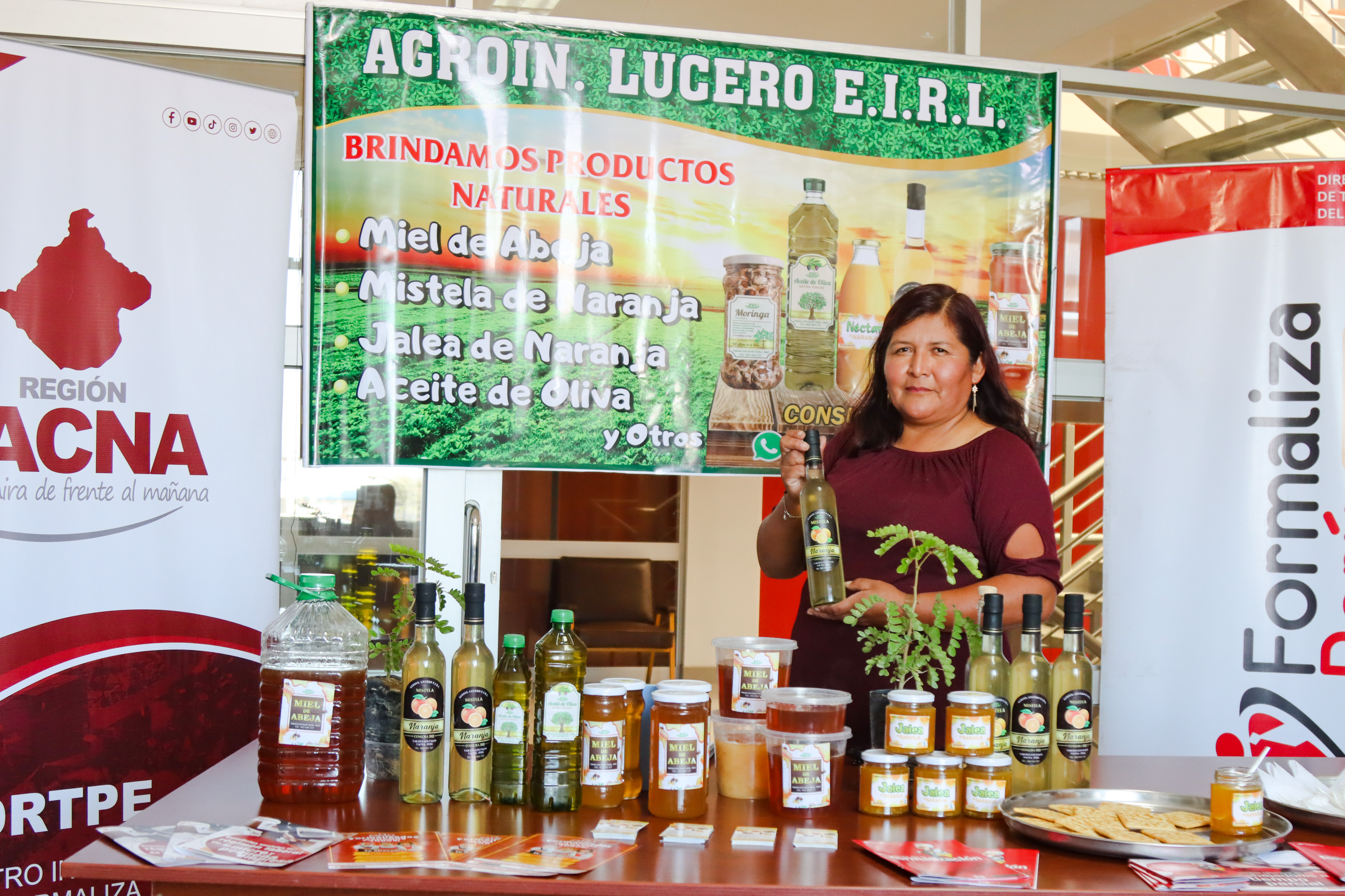 Tacneños se benefician con el programa Formaliza Perú