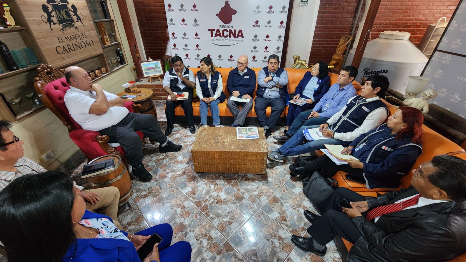Unen esfuerzos para fortalecer la salud y gestión sanitaria de Tacna