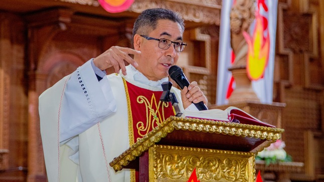 Gobernador regional Percy Godoy rindió justo homenaje a servidores públicos de las siete provincias apurimeñas por conmemorarse su día