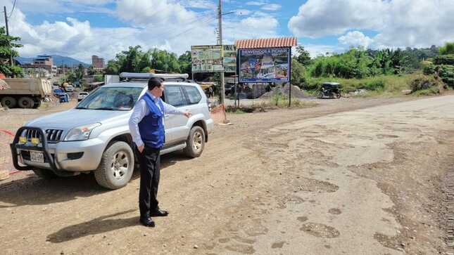 Comisionado supervisa carreteras