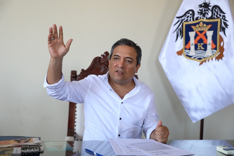 Corporación Rio Branco S.A., que ganó la convocatoria para proveer con 210 mil galones de asfalto líquido a la Municipalidad Provincial de Trujillo para el parchado de pistas, aún no suscribe el contrato respectivo.