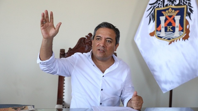 Corporación Rio Branco S.A., que ganó la convocatoria  para proveer con 210 mil galones de asfalto líquido a la Municipalidad Provincial de Trujillo para el parchado de pistas, aún no suscribe el contrato respectivo.