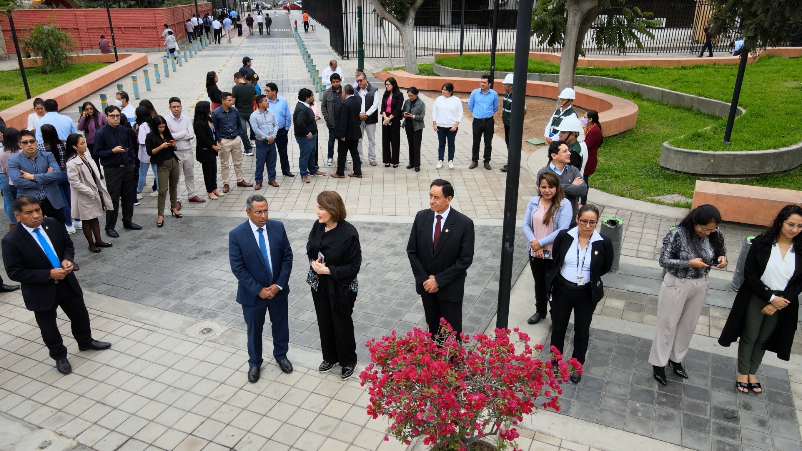 Magistrados y personal del Tribunal Constitucional participaron con responsabilidad en simulacro multipeligro