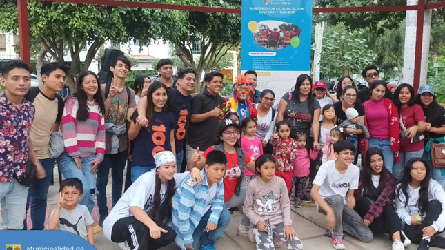 🤡 | Hoy los payasos de todo el Perú conmemoran su día y nosotros lo celebramos en nuestro festival 🎉SONRÍE JESÚS MARÍA🤡😁 