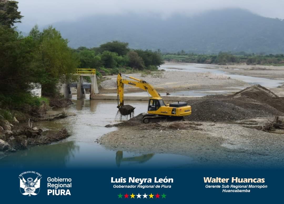 Sub Región Morropón Huancabamba apoya con maquinaria al distrito de Salitral