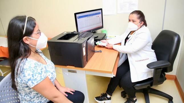 Hospital de Emergencias Villa El Salvador implementa historias clínicas electrónicas
